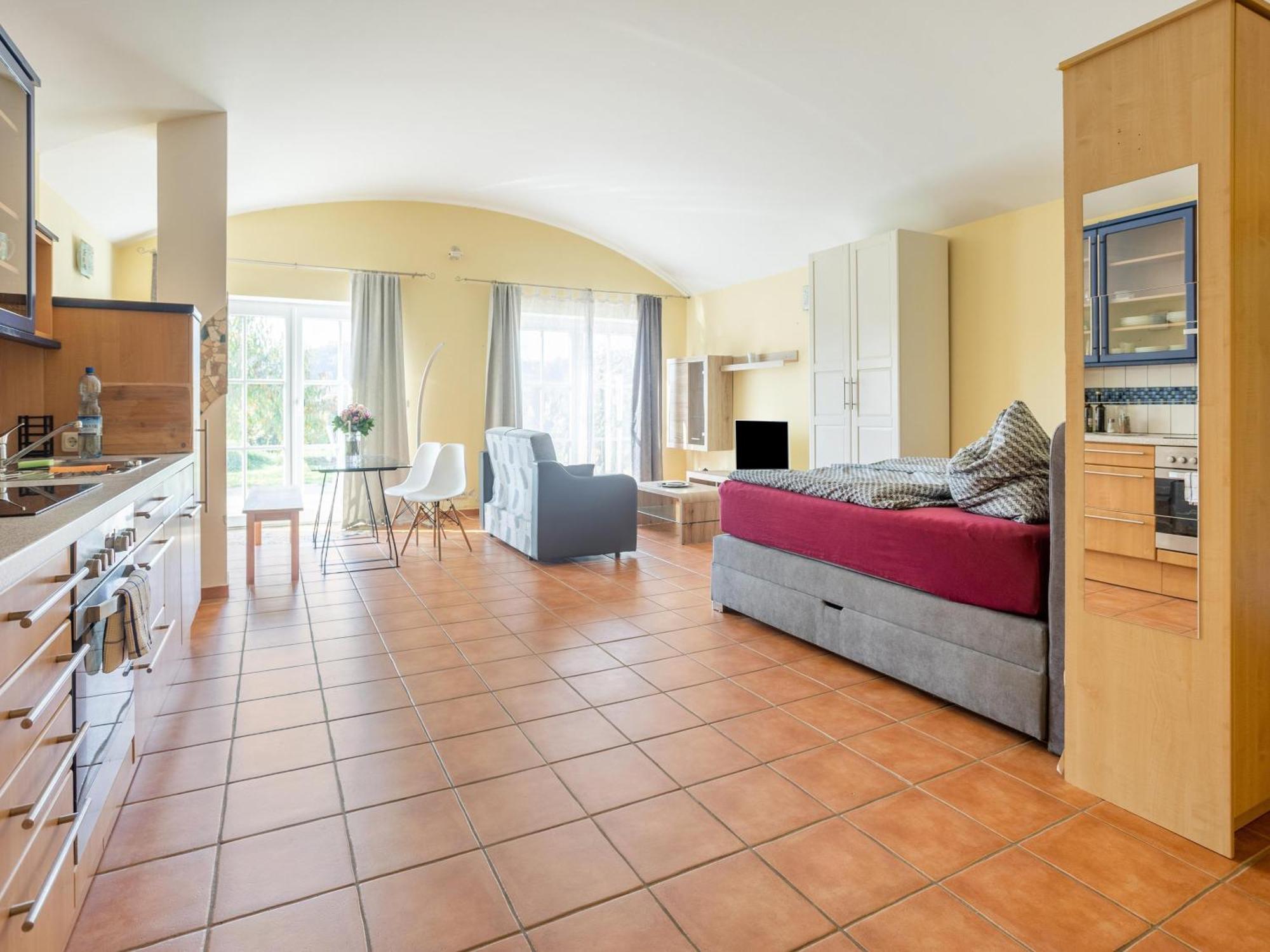 Ferienwohnungen Und Appartements Im Idyllischen Vierkanthof, Gruppenurlaube Loipersdorf bei Fuerstenfeld Exterior photo